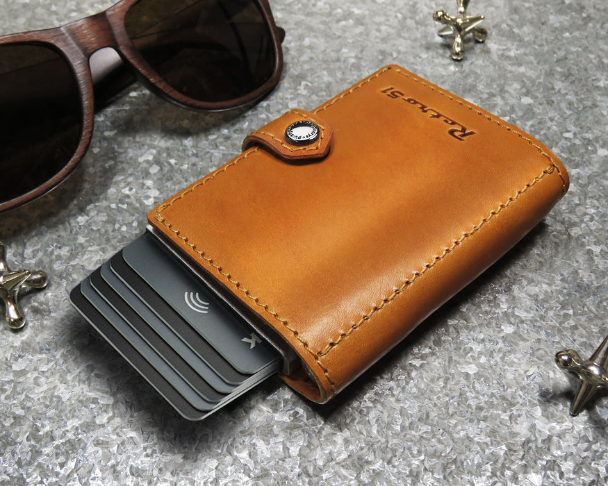 MODERN TRAVELER | Cognac