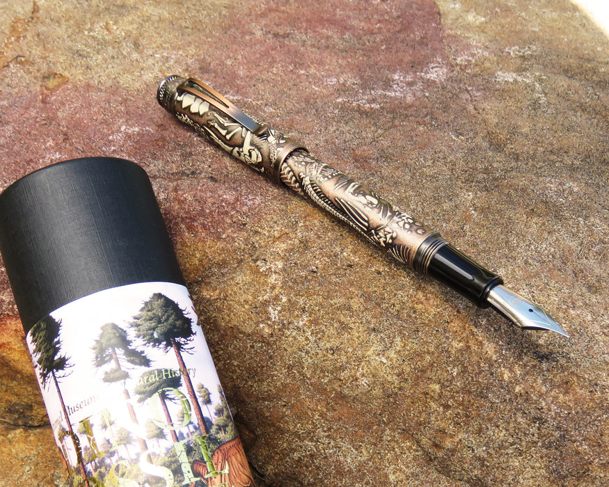 Smithsonian - Dinosaur Fossil Tornado™ Fountain Pen